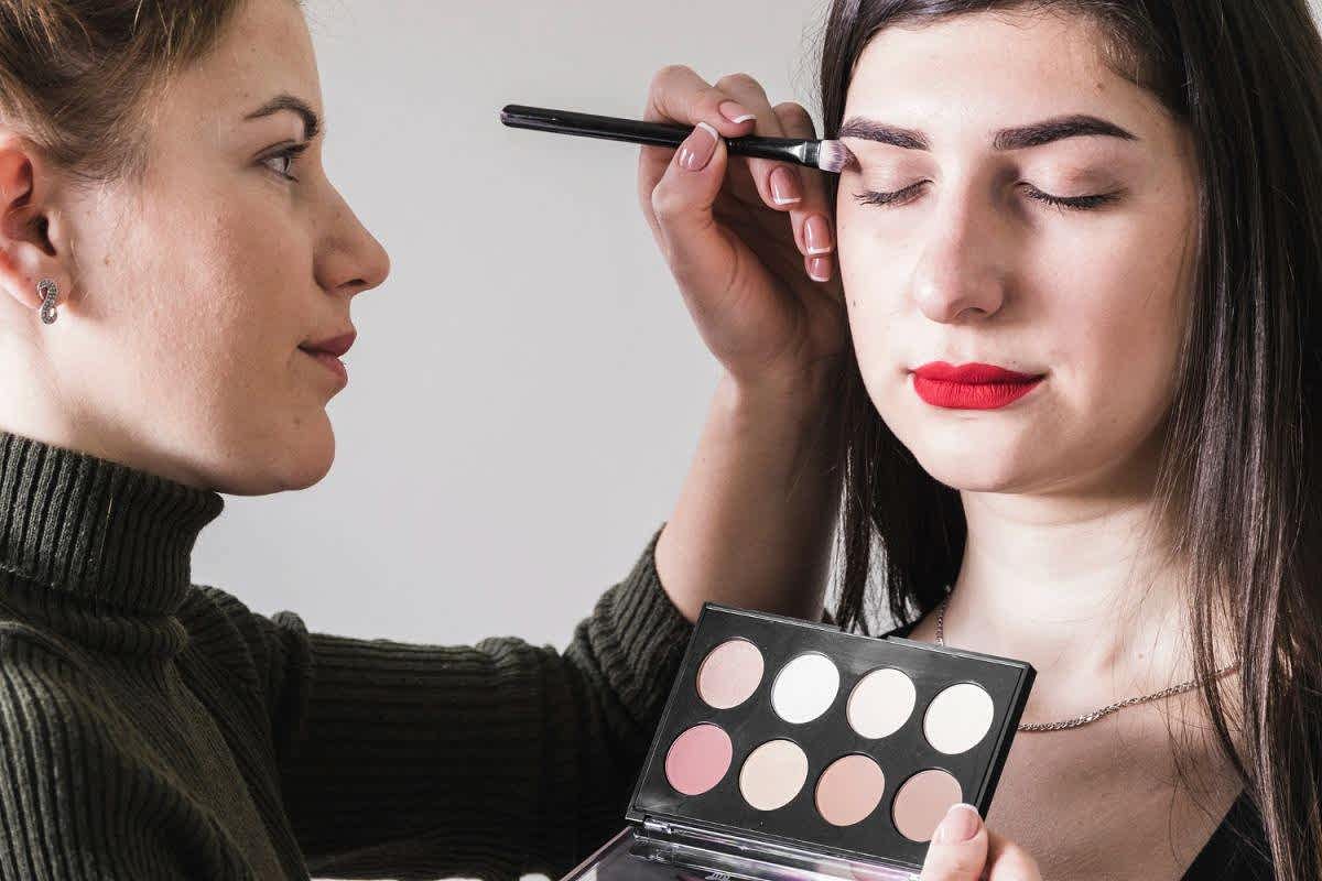 kadikoy caddebostan kalici makyaj 7746806